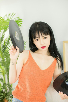 迷人的保姆全集电影